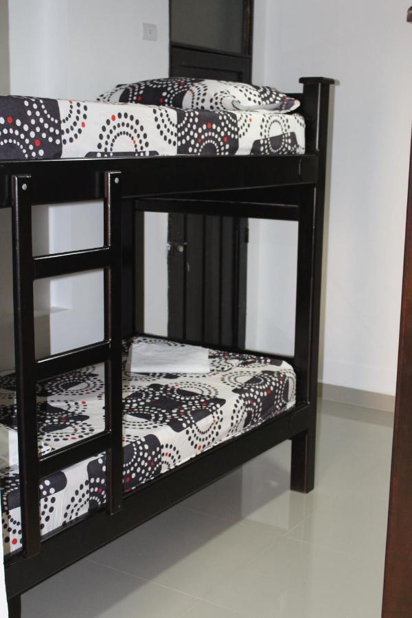 Casa Estadio Medellin ! Apartamentos Renovados En Excelente Ubicacion Laureles Estadio Exteriör bild