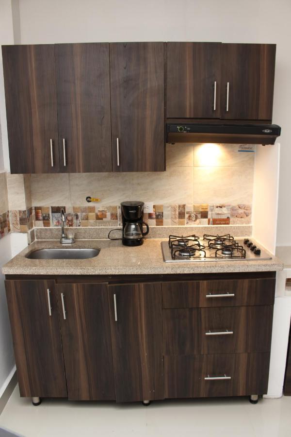 Casa Estadio Medellin ! Apartamentos Renovados En Excelente Ubicacion Laureles Estadio Exteriör bild